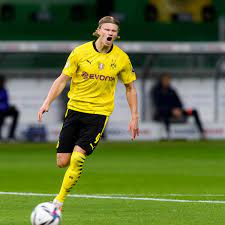 His alarm is the famous theme music. Report Borussia Dortmund And Norway Striker Erling Haaland Is Chelsea S Dream Signing As The Blues Plan Summer Move For The Striker Sports Illustrated Chelsea Fc News Analysis And More