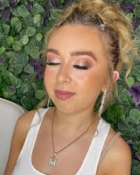 Tiannah Makeup Artist added a new...