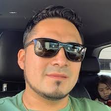 Richard Lascano's Instagram, Twitter & Facebook