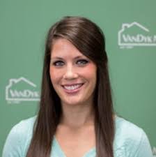 Jami Wright's Instagram, Twitter & Facebook