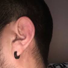 Nice 33 Trendy Ear Piercing For Men You Must Try Https Klambeni Com Index Php 2019 01 05 33 Trendy Ear P Guys Ear Piercings Men Earrings Black Hoops Earrings