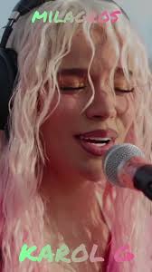 Toni Rand's Instagram, Twitter & Facebook