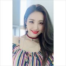 Dipakai Key SHINee Hingga IU, Inilah Tren Makeup 'Kira Kira' Booming di  Korea