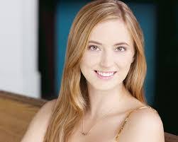 Miranda Millar's Instagram, Twitter & Facebook