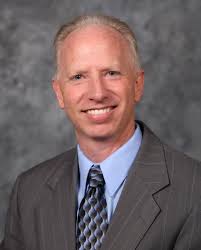 McKenzie, Cordes named distinguished alumni by Nebraska Communit