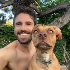 Monday morning hugs from...