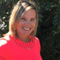 Lori Schaeffer's Instagram, Twitter & Facebook