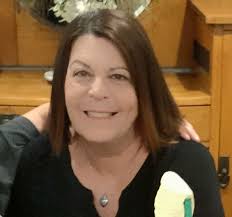 Is Marble Queen Pothos supposed to look like this?