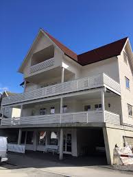 May 30, 2021 · sidan 2015 har dei arbeidd for å gjere fjelltoppen tilgjengeleg for alle. Balestrand Fjordapartments Holmen 19b Leiligheter Til Leie I Balestrand Kommune Sogn Og Fjordane Norge