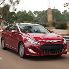 Learn more about the 2011 hyundai sonata. Hyundai Recalls Almost 1m Sonatas For Seatbelt Repair Wluk