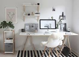 Crea tu espacio de trabajo en casa con estos consejos