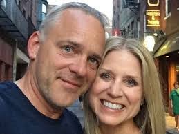 Julia Abbott's Instagram, Twitter & Facebook