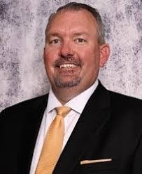 Dustin Dick's Instagram, Twitter & Facebook