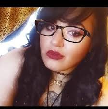 Please help I have a 30 year old homeless. She just got new job, but her  previous roommate stole her money and things