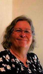 Minnie Townsend's Instagram, Twitter & Facebook