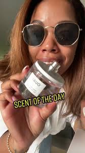 Today is hella hot and I’m wearing @the OUAI dean street eau de parfum.  Smells so fresh clean floral, don’t sleep
