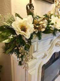 Guirnalda De Lujo Magnolia Con 48 Luces Led Luz T En 2020 Arreglos Florales De Navidad Chimeneas Navidad Decoracion Navidad