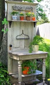 Idees Pour Faire Une Table A Rempoter En Recup Decoration Jardin Exterieur Amenagement Jardin Idee Deco Jardin