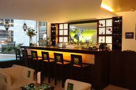 How To Set Up The Bar In Your Restaurant Restaurant Interior Design Restaurant Interior Bar Interior Design