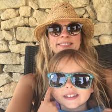 Meredith Knight (@LadyMeredithUK)