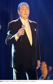 Ο τολης βοσκοπουλος γυριζει στην αθηνα και κανει βαρυσημαντες δηλωσεις. Eskase Twra Sok Stoys Ellhnes O Megalos Mas Tolhs Boskopoylos Binteo Makeleio Gr