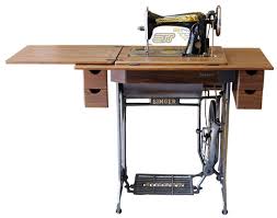 Silahkan kunjungi katalog produk kami dan nikmati kenyamanan belanja di toko kami dengan harga bersahabat. Jual Mesin Jahit Singer 15 Class Tradisional Manual Komplit Di Lapak Sinar Toko Tiga Mesin Jahit Bukalapak