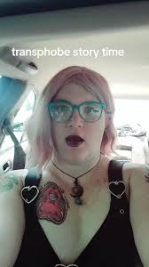 Maeve Fox (@mxmaevefox)