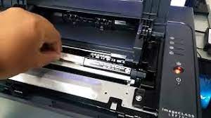 Lbp7010c/lbp7018c (f159700) emc requirements of ec directive this equipment conforms with the essential emc requirements of ec directive. Canon Lbp7018c à¹€à¸›à¸¥ à¸¢à¸™à¸•à¸¥ à¸šà¸«à¸¡ à¸ How To Release The Toner Cartridge Youtube
