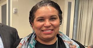 Ann Mariano's Instagram, Twitter & Facebook