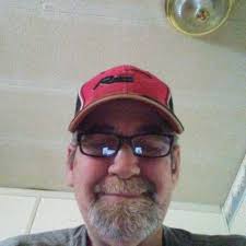 Dean Pennell's Instagram, Twitter & Facebook