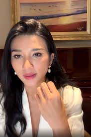 Vợ NSƯT Quý Bình suy sụp trước những 'điều tiếng'