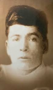 Manuel Dueñas Cholico y yo orgulloso de ser su nieto le doy gracias a Dios  de llevar su sangre en mis venas y él un grande en la revolución cristera  mano fuerte