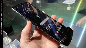 Depending upon the screen lock type, do one of the following: New Motorola Razr Is Esim Only Here S What That Means Slashgear