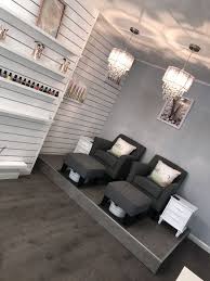 Olvídate de las tradicionales escuelas de belleza, el nuevo campus de beauty edu se establece para rivalizar con algunos de los. The Foot Lounge Kameo Pedicure Station Pedicure Feet Beauty Salon Spilsby Schone Ideen Pedicure Station Salon Suites Decor Beauty Salon Decor
