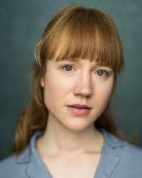 Kirsten Devlin's Instagram, Twitter & Facebook