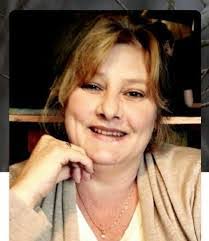 Angie Lanier's Instagram, Twitter & Facebook