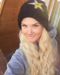 27 years old, professional snowboard from norway. Siljenorendal On Instagram Monday Mood Instagram Riding Helmets Instagram Posts