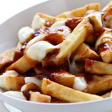 Poutine, que cette tempête dans un plat de. Poutine Traditionnelle Quebecoise Poutine Recipe Recipes Food