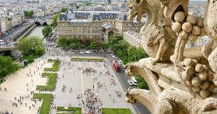 Wat speelde zich af in de kathedraal voor en tijdens de brand van 13/14 april . Audioguide Notre Dame Platz Reisefuhrer Mywowo