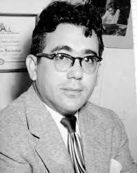 Alfredo Armas Alfonzo, mi padre escritor y periodista nacido en Clarines un  6 de agosto de 1921 y fallecido en Caracas un día como hoy en 1990 es llama  viva en mi