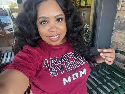 Ashley Robinson (@vabknatural) • Facebook