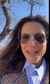 Jennifer Steckel's Instagram, Twitter & Facebook