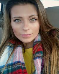 Could someone make my eyebrows look more like Master Roshi's eyebrows.