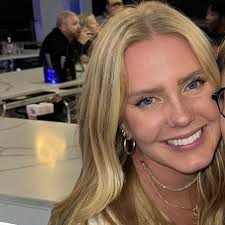 Alexis Jandreski and Maximino Schafer's Wedding Website