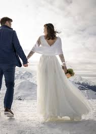 Pin Auf Brautoberteile