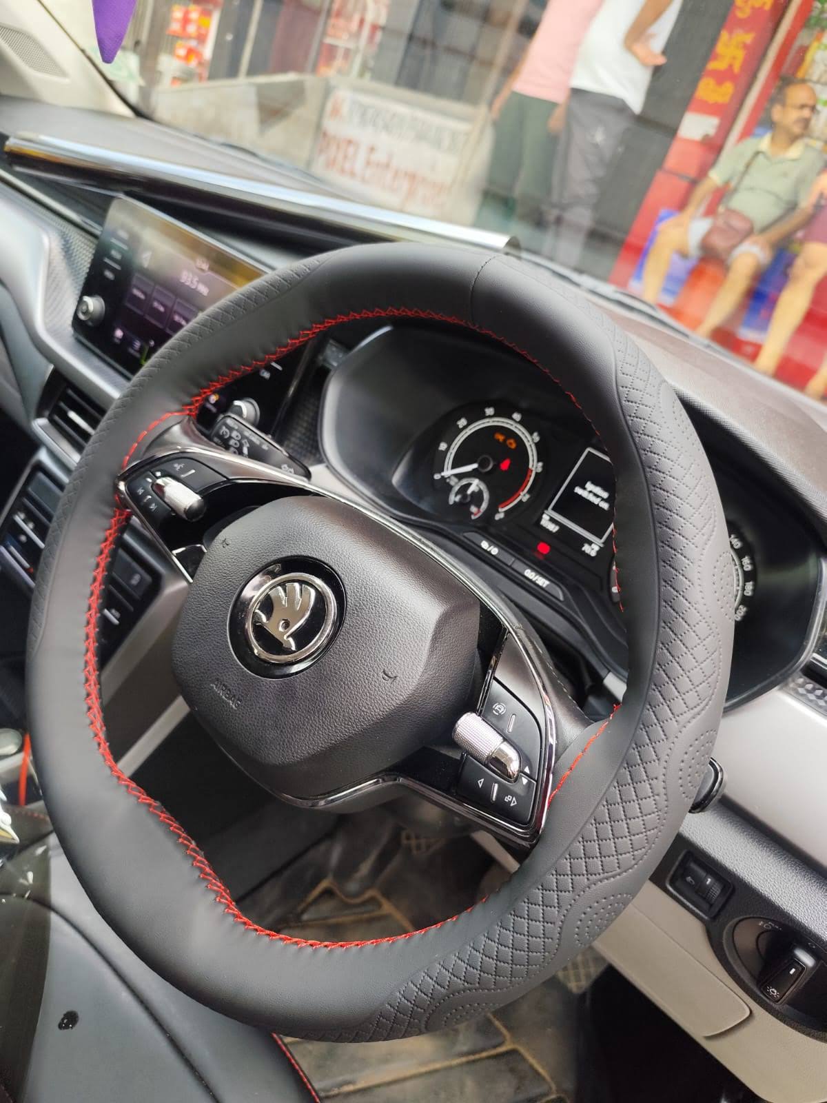 leather steering cover product image