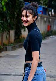 Erica fernandes hindi actress indian tv actress millenial fashion bollywood stars bollywood celebrities beautiful actresses. Erica Fernandes Wikipedia