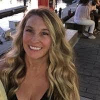 April Ethridge's Instagram, Twitter & Facebook