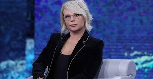 Maria de filippi is willing to change everything: Maria De Filippi Reveals Why She Has No Natural Children Curler Ruetir