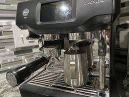 Every breville espresso coffee machine uses the 4 keys formula, optimising each aspect from grind to extraction and microfoam milk texture. The Barista Touch Espresso Machine Breville